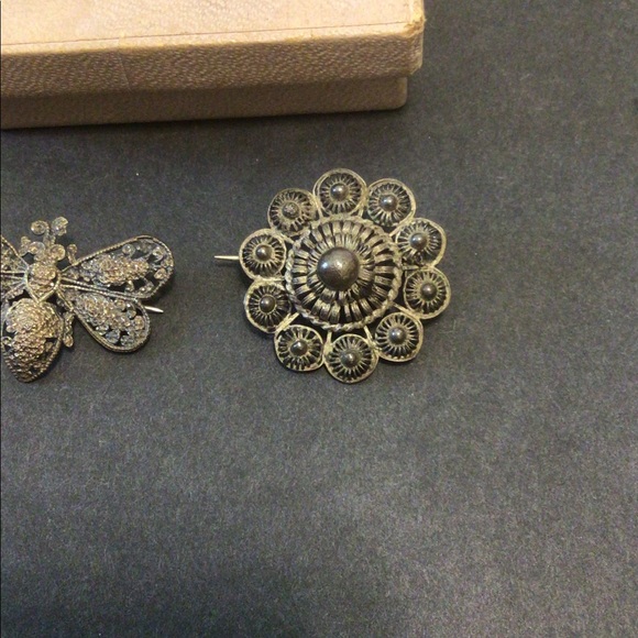 (2) Early 1900’s European Brooches w/original box - Picture 3 of 5